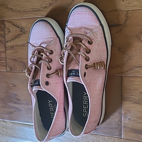 Sperry Shoes - women's size 6 pink sperry topsliders